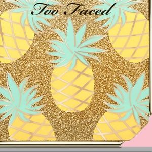 Too Faced ~  pineapple 🍍 Bronzer